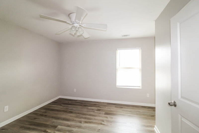 2,450/Mo, 12 Dusty Dr Cartersville, GA 30120 Bedroom View