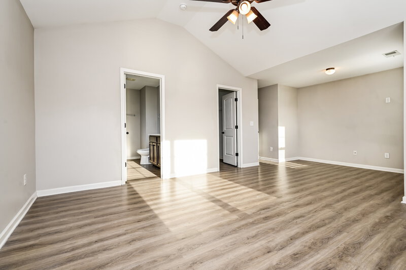 1,935/Mo, 706 Galveston Way McDonough, GA 30253 Main Bedroom View 2