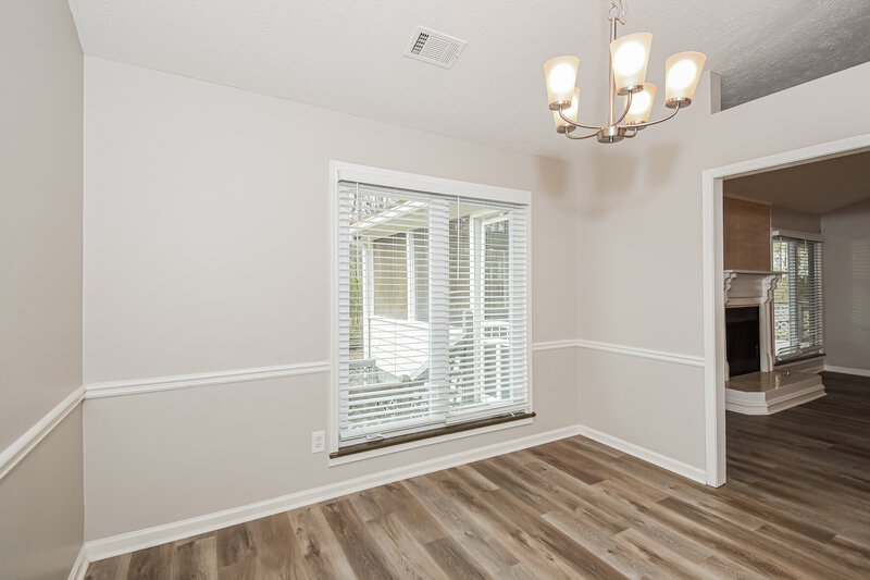 2,320/Mo, 110 River Oaks Dr Woodstock, GA 30188 Dining Room View