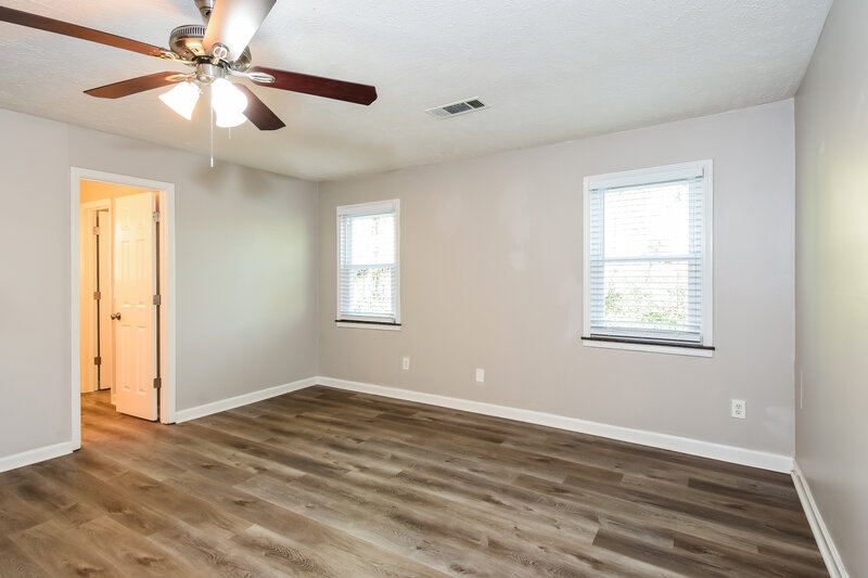 2,320/Mo, 110 River Oaks Dr Woodstock, GA 30188 Main Bedroom View