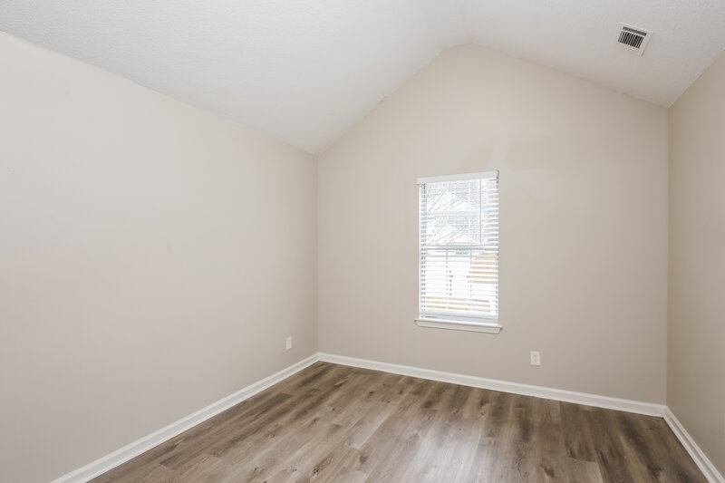2,000/Mo, 2462 Briar Knoll Rd Lithonia, GA 30058 Bedroom View 2