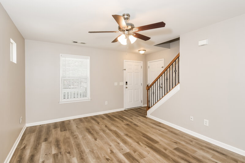 2,080/Mo, 6225 Smoke Ridge Ln Cumming, GA 30041 Living Room View 4