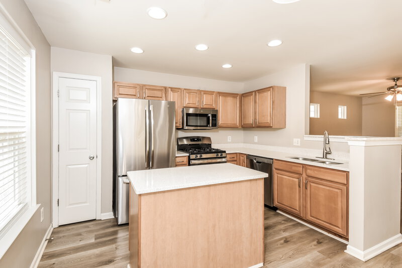 2,080/Mo, 6225 Smoke Ridge Ln Cumming, GA 30041 Kitchen View