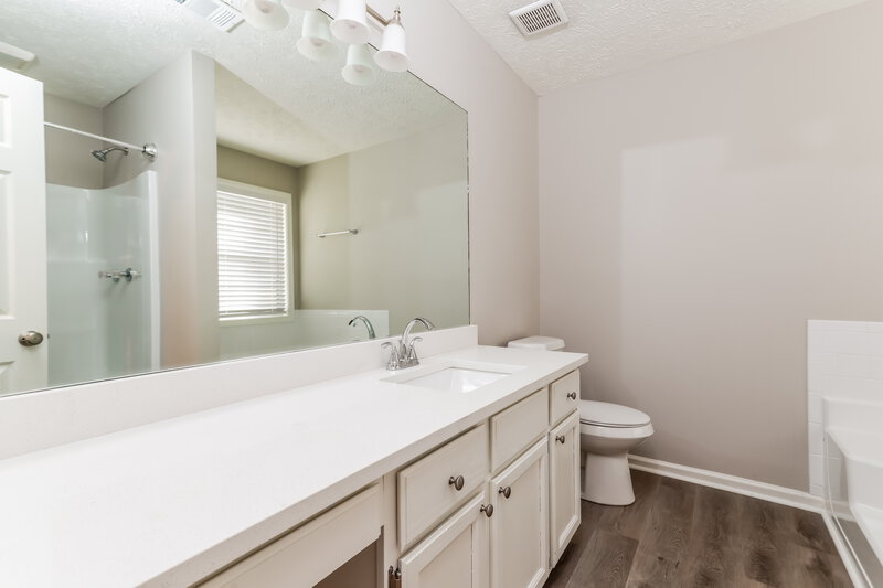 3,130/Mo, 85 Paris Dr Lawrenceville, GA 30043 Main Bathroom View
