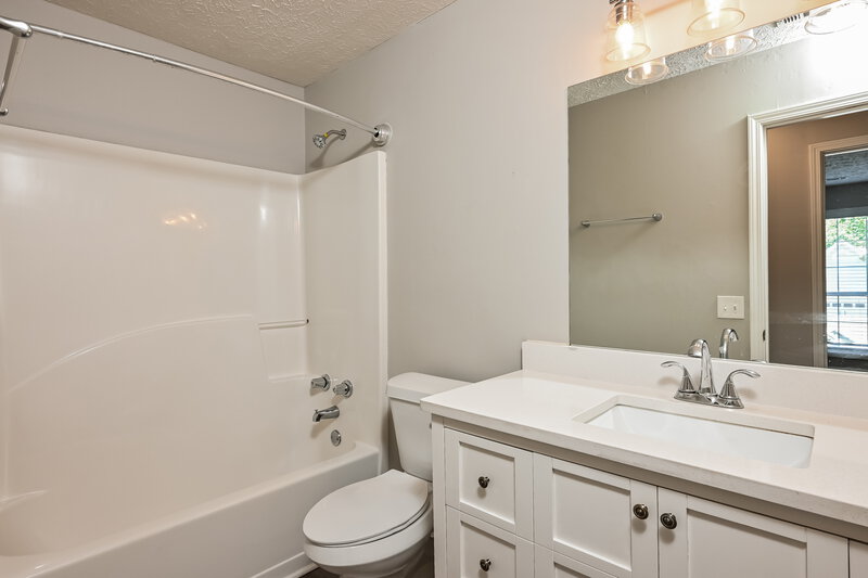 2,330/Mo, 85 Paris Dr Lawrenceville, GA 30043 Bathroom View