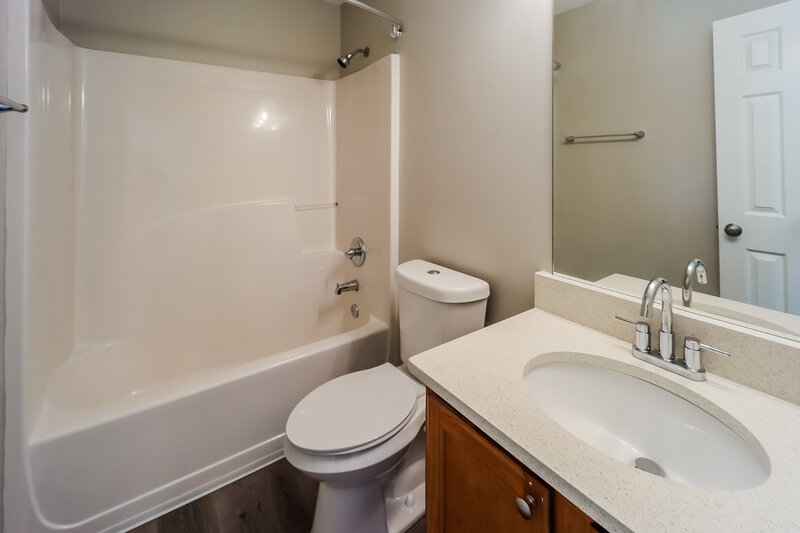 2,115/Mo, 105 Waters Edge Way Fayetteville, GA 30215 Bathroom View