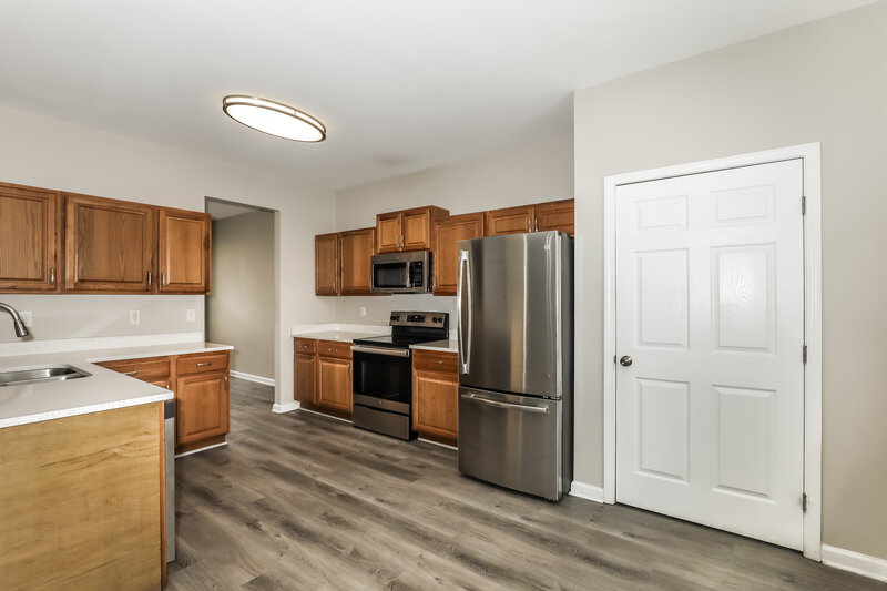 2,155/Mo, 1456 Arbor Pl Dr Morrow, GA 30260 Kitchen View 2