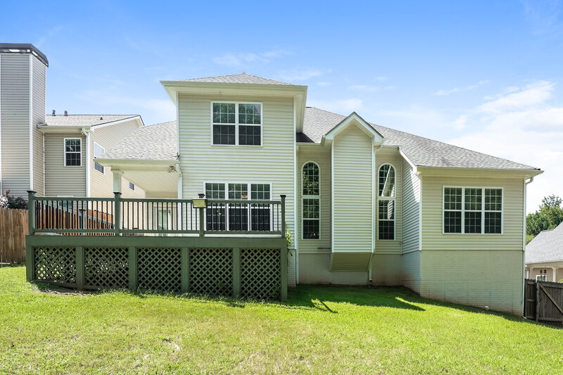 2,520/Mo, 106 Fairway Dr Newnan, GA 30265 Rear View