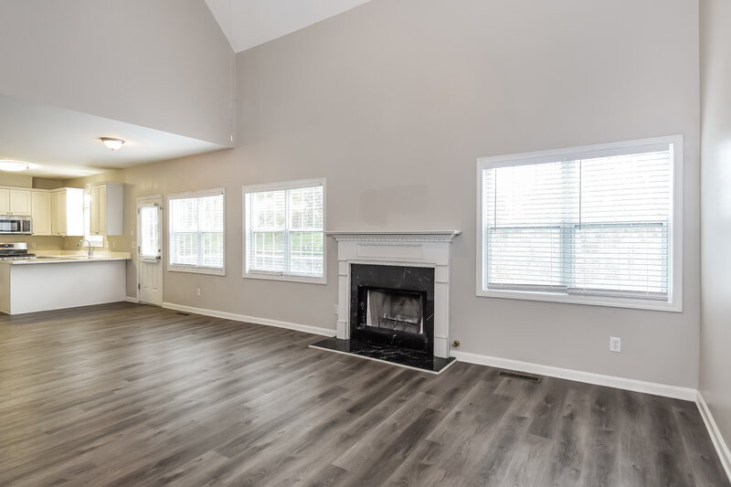2,605/Mo, 3658 Deer Trail NW Kennesaw, GA 30144 Living Room View 2