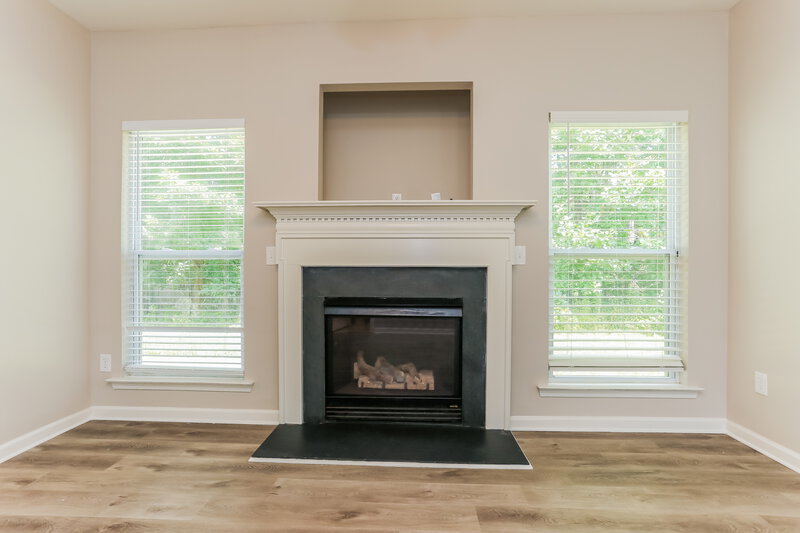 1,960/Mo, 76 Darbys Run Ct Hiram, GA 30141 Living Room View 3