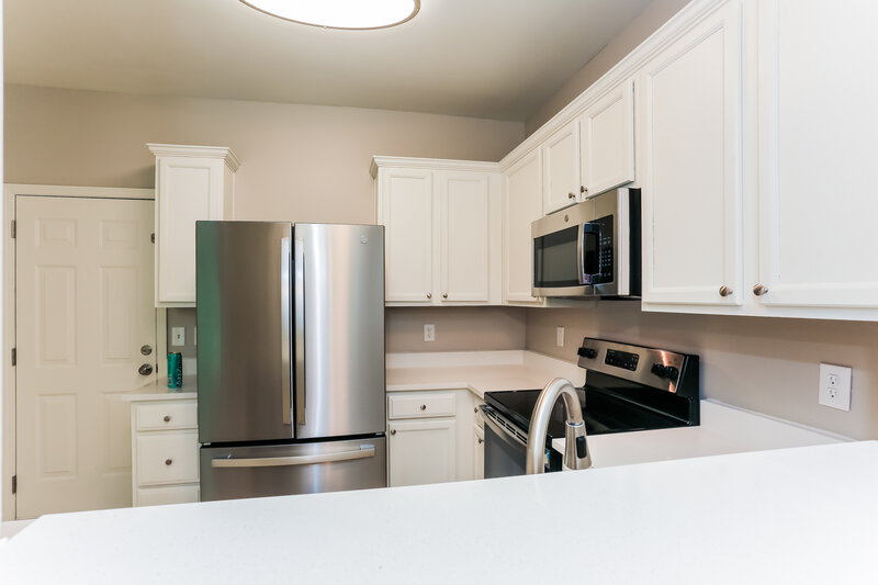 1,960/Mo, 76 Darbys Run Ct Hiram, GA 30141 Kitchen View 3