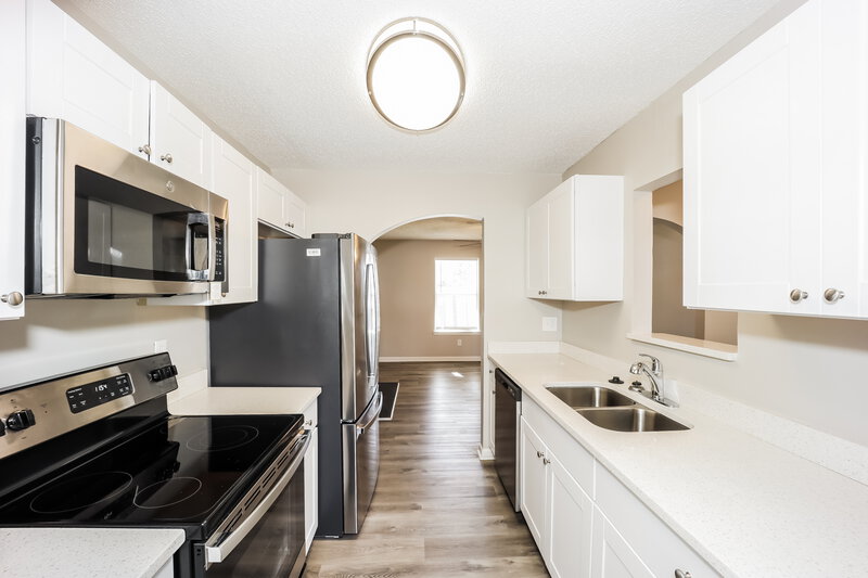 1,755/Mo, 3005 Meadow Glen Pass Fairburn, GA 30213 Kitchen View 2