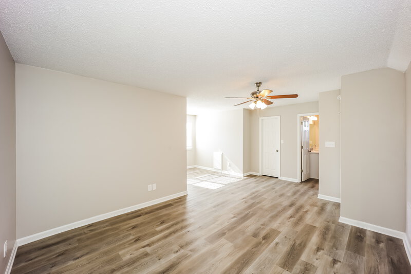 1,755/Mo, 3005 Meadow Glen Pass Fairburn, GA 30213 Main Bedroom View