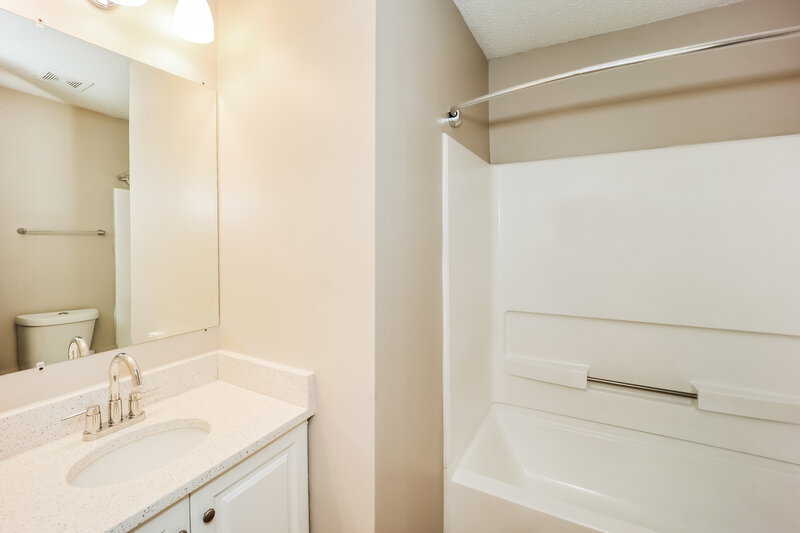 1,755/Mo, 3005 Meadow Glen Pass Fairburn, GA 30213 Bathroom View