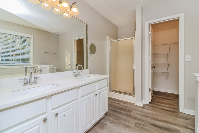 2,305/Mo, 2059 Spicers Ln Woodstock, GA 30189 Main Bathroom View