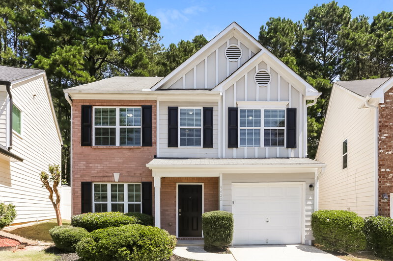 2,135/Mo, 9422 Lakeview Rd Union City, GA 30291 External View