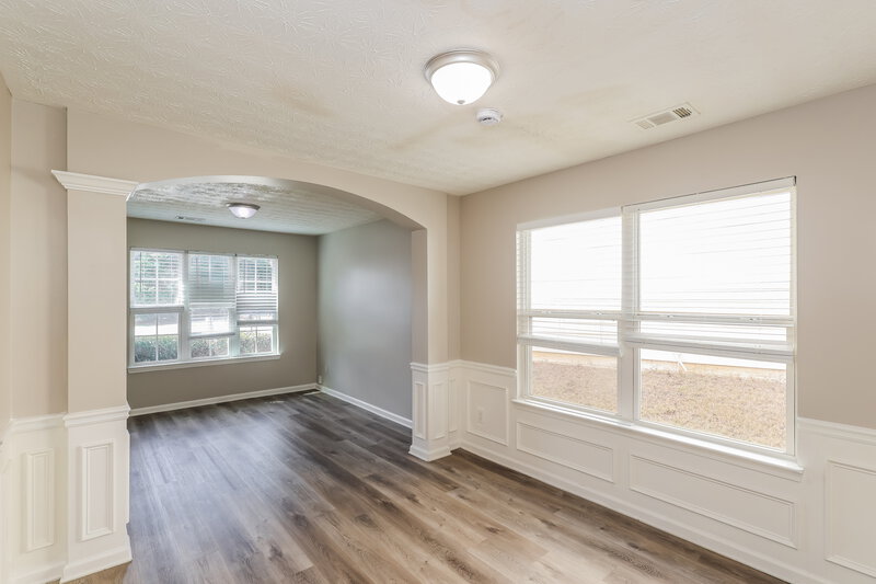 2,010/Mo, 9422 Lakeview Rd Union City, GA 30291 Dining Room View