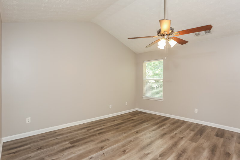 2,135/Mo, 9422 Lakeview Rd Union City, GA 30291 Main Bedroom View