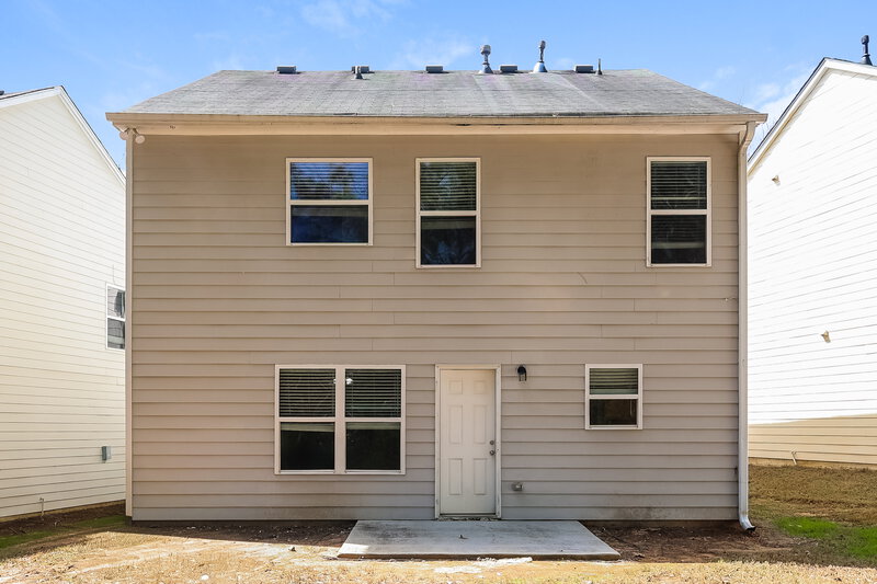 2,010/Mo, 9422 Lakeview Rd Union City, GA 30291 Rear View