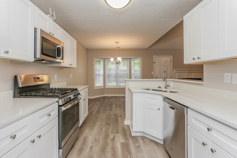 2,040/Mo, 12034 Harbour Town Pkwy Fayetteville, GA 30215 Kitchen View