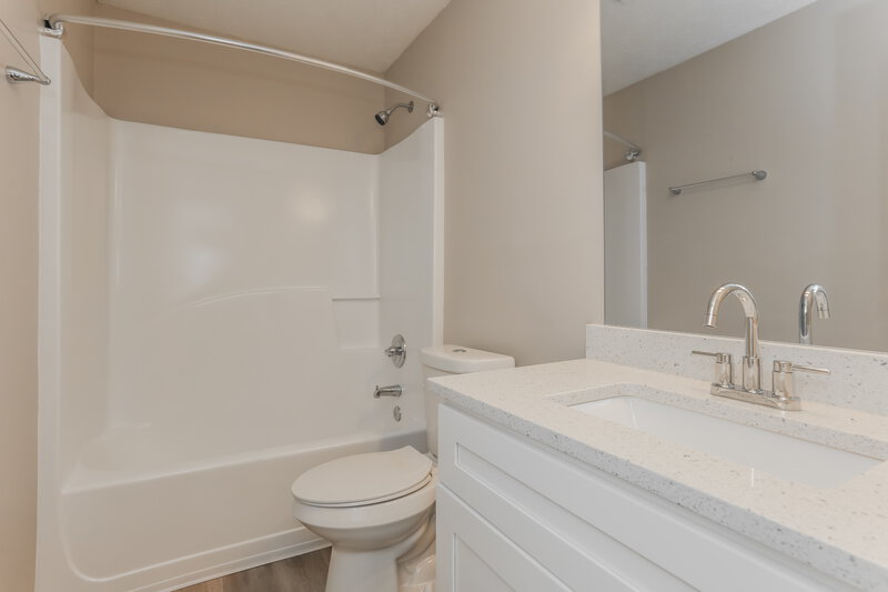 2,040/Mo, 12034 Harbour Town Pkwy Fayetteville, GA 30215 Bathroom View