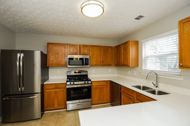 1,890/Mo, 501 Red Oak Ln Canton, GA 30114 Kitchen View