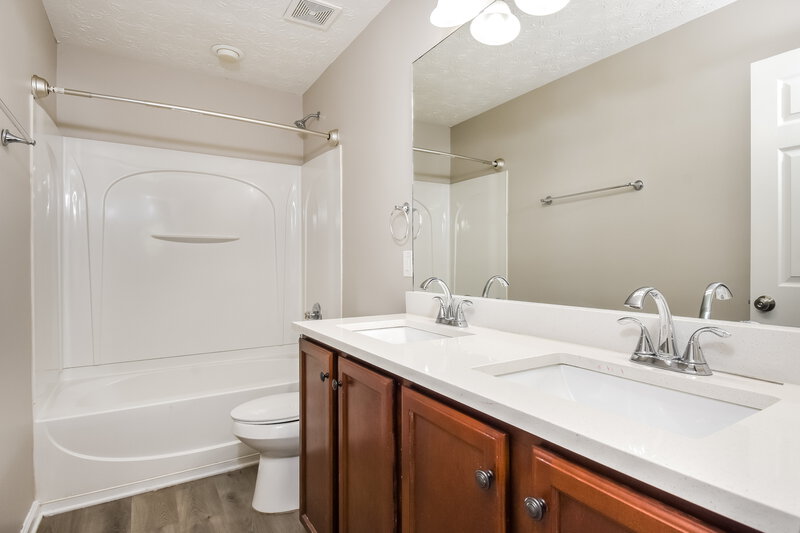 2,550/Mo, 2110 Valley Creek Dr Lithia Springs, GA 30122 Bathroom View