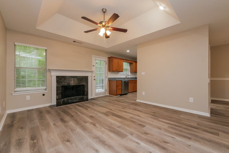 2,065/Mo, 3 Cindy Ct Hampton, GA 30228 Living Room View 2