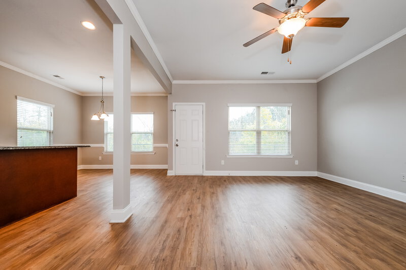 3,100/Mo, 2291 Wentworth Park Dr Morrow, GA 30260 Living Room View 2