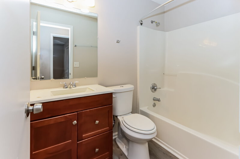 2,395/Mo, 3349 Garden Mill Terrace Ellenwood, GA 30294 Main Bathroom View