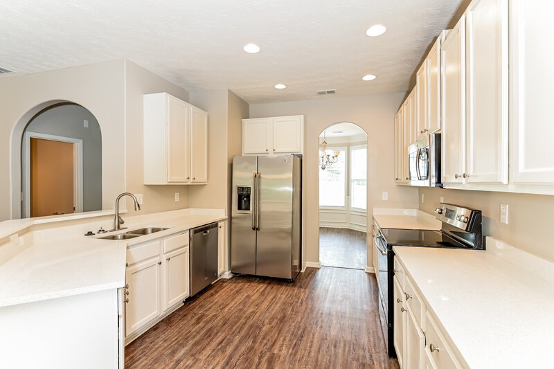 2,645/Mo, 215 Greenland Dr McDonough, GA 30253 Kitchen View