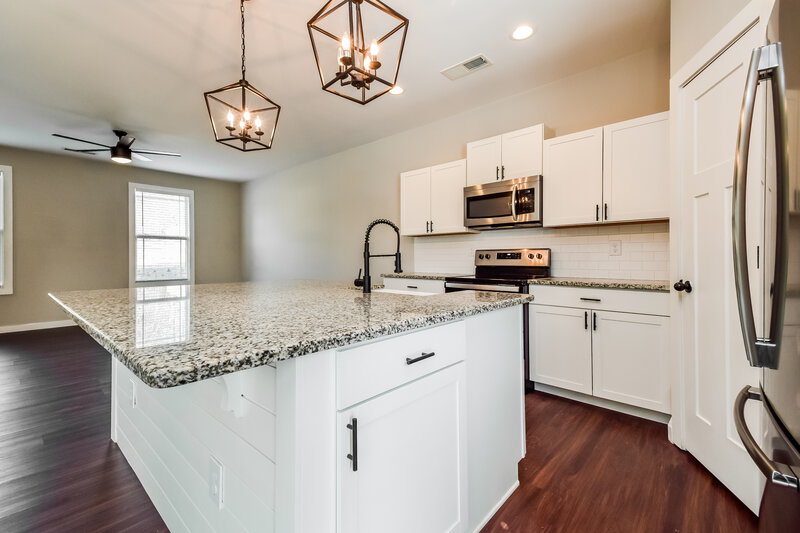 3,130/Mo, 111 Covington Dr Ball Ground, GA 30107 Kitchen View 2