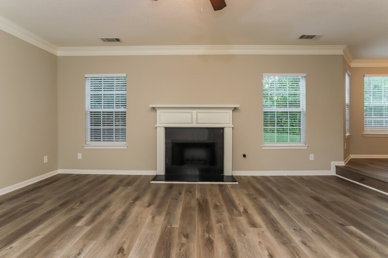 2,075/Mo, 1986 Boulder Gate Dr Ellenwood, GA 30294 Living Room View