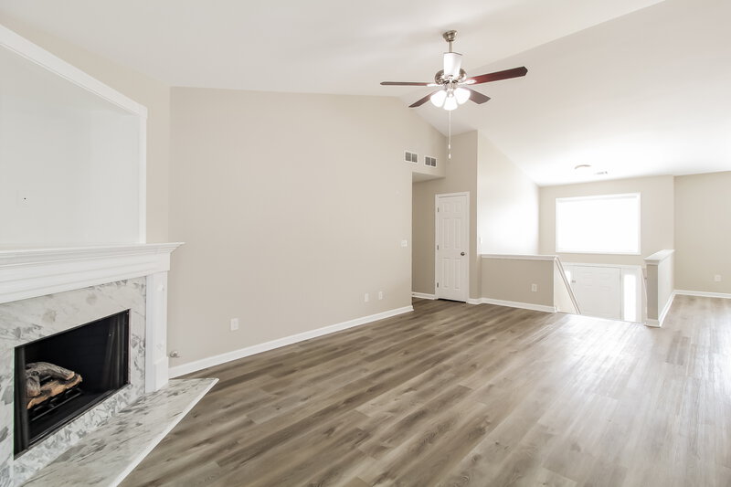 3,400/Mo, 8379 Browns Mill Trce Lithonia, GA 30038 Living Room View 2