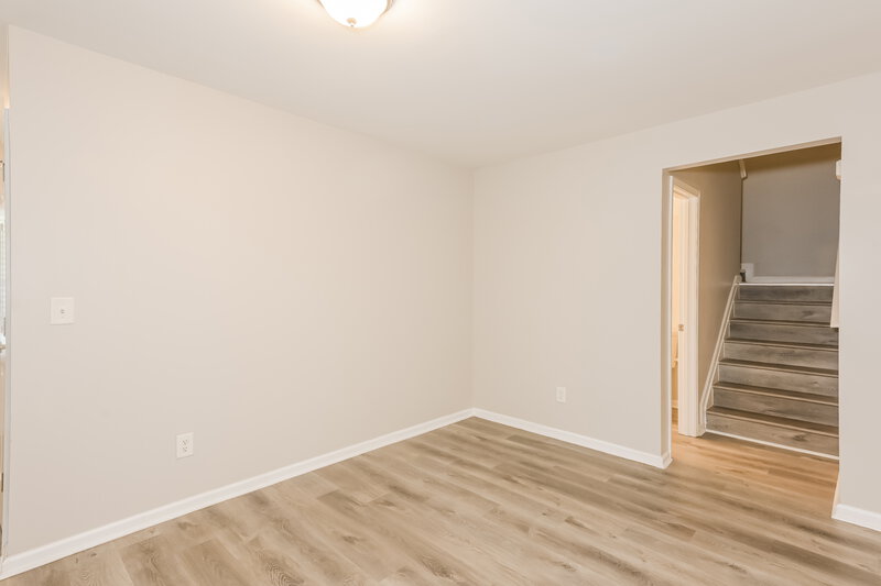 2,000/Mo, 2495 Mayfair Dr Cumming, GA 30040 Living Room View 3