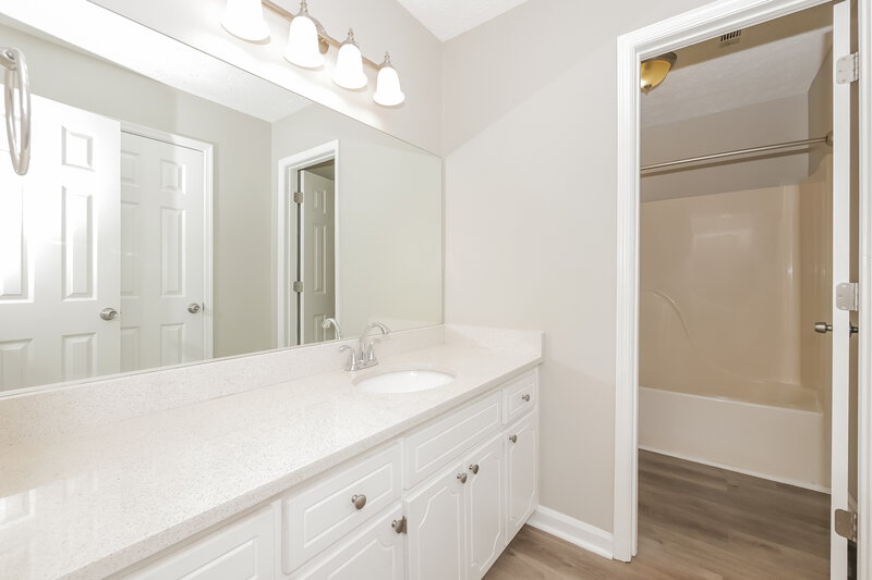 1,965/Mo, 176 Braelinn Courts Peachtree City, GA 30269 Bathroom View