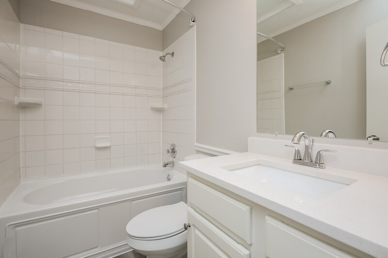 2,160/Mo, 1882 Falcon Wood Dr NE Marietta, GA 30066 Bathroom View
