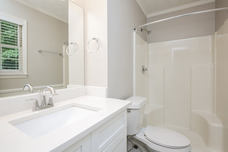 2,160/Mo, 1882 Falcon Wood Dr NE Marietta, GA 30066 Bathroom View 2