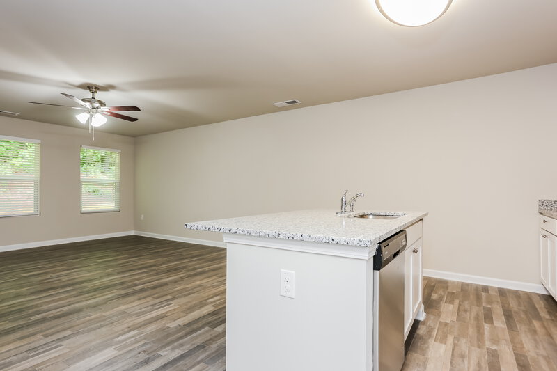 1,820/Mo, 2569 Wood Bend Ln RIverdale, GA 30296 Living Room View 3