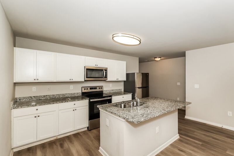 1,875/Mo, 2569 Wood Bend Ln RIverdale, GA 30296 Kitchen View 2