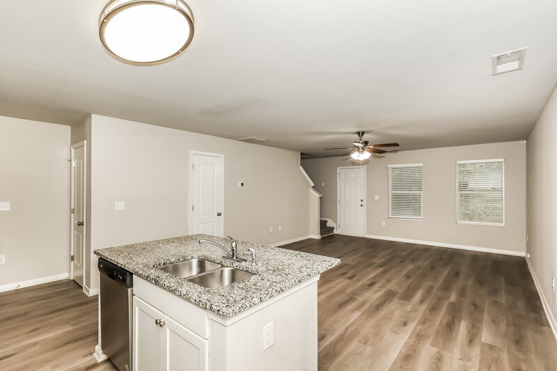 1,875/Mo, 2569 Wood Bend Ln RIverdale, GA 30296 Kitchen View 3