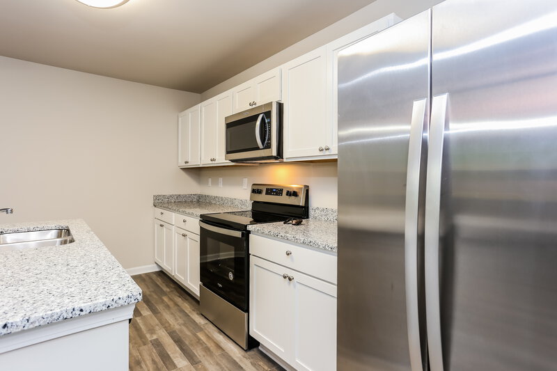 1,820/Mo, 2569 Wood Bend Ln RIverdale, GA 30296 Kitchen View 5
