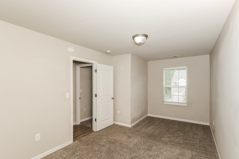 1,875/Mo, 2569 Wood Bend Ln RIverdale, GA 30296 Bedroom View 2
