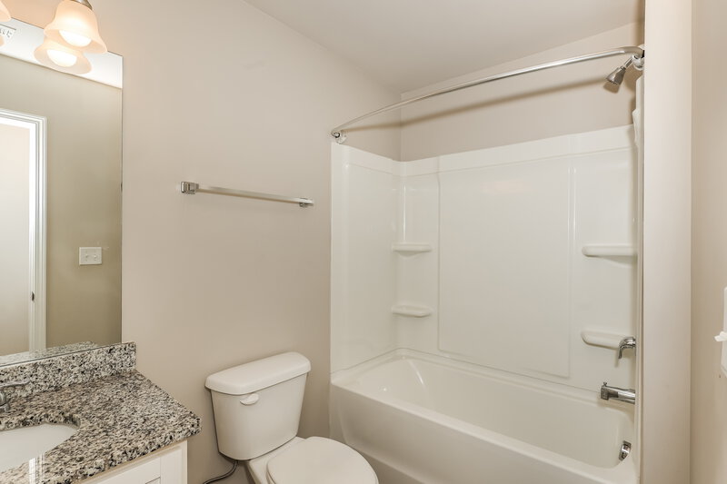 1,875/Mo, 2569 Wood Bend Ln RIverdale, GA 30296 Bathroom View