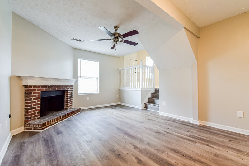 1,865/Mo, 6149 Raleigh Oaks Ct Lithonia, GA 30058 Sitting Room View 2