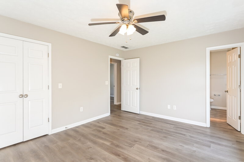 1,840/Mo, 6149 Raleigh Oaks Ct Lithonia, GA 30058 Main Bedroom View