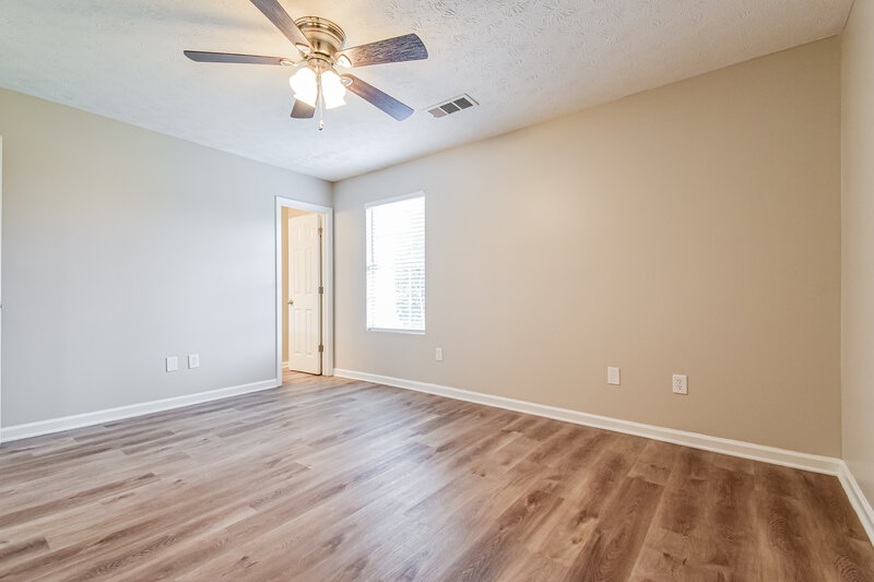 1,865/Mo, 6149 Raleigh Oaks Ct Lithonia, GA 30058 Main Bedroom View 2