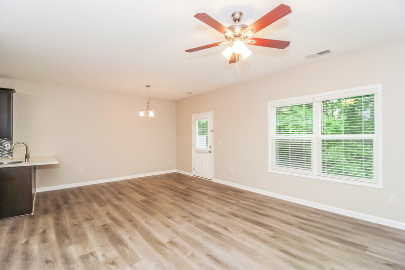 1,805/Mo, 493 Arrowhead Dr Dallas, GA 30132 Living Room View