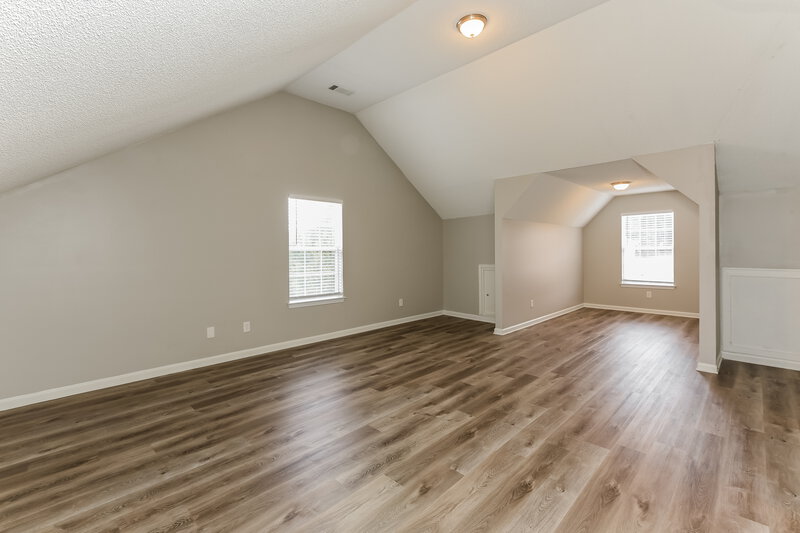 2,210/Mo, 6828 Hill Creek Cove Lithonia, GA 30058 Family Room View