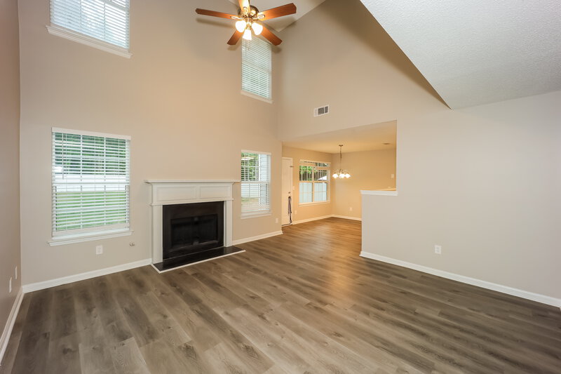 2,315/Mo, 215 Penny Ln McDonough, GA 30253 Living Room View